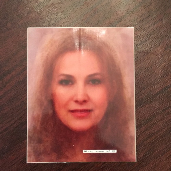 Supreme Sticker - Picture 1 of 2